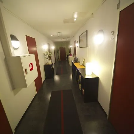 Ensitila 3*